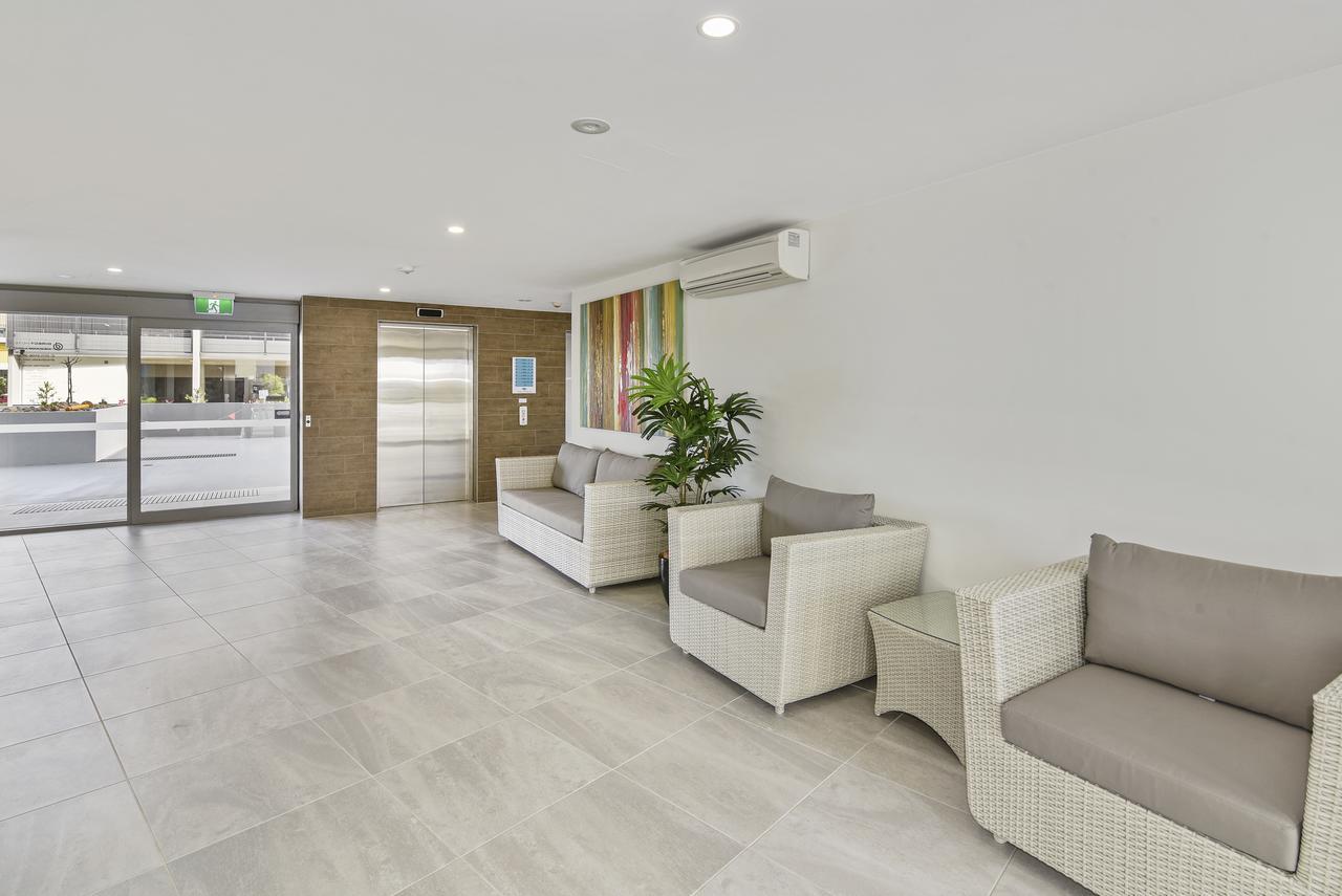 Aquarius Kawana Lejlighedshotel Kawana Waters Eksteriør billede